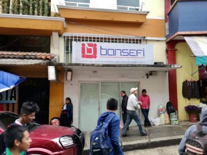 Asaltan banco Bienestar-Bansefi en Huauchinango