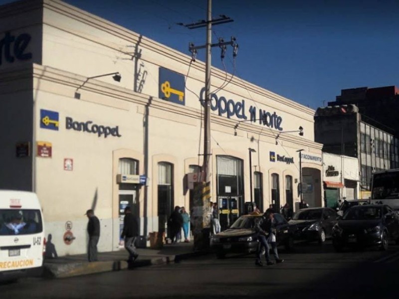 Asaltan Coppel de la 11 norte
