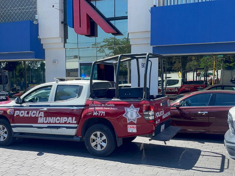 Asaltan oficinas centrales de la Refaccionaria Amaro Asaltan oficinas centrales de la Refaccionaria Amaro