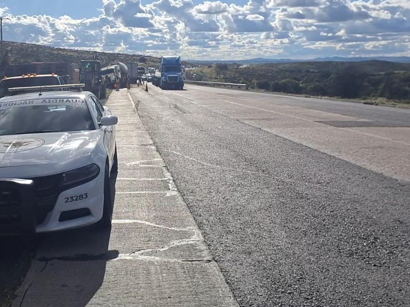 Asaltan transporte de hidrocarburos en carretera