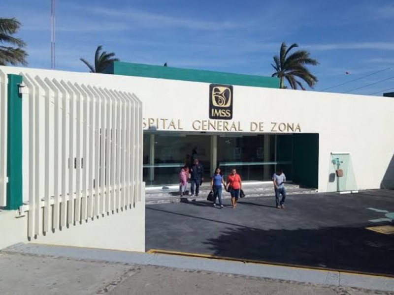 Asalto a empleado del IMSS en hospital