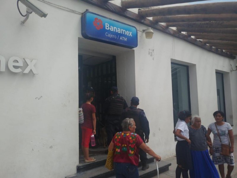 Asalto a sucursal bancaria en Tehuantepec