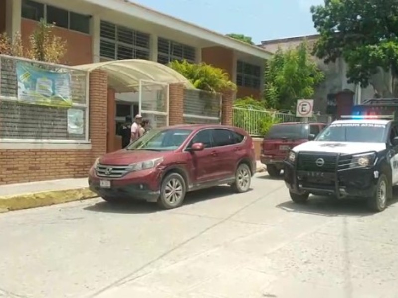 Asalto armado en primaria Juana C. Romero de Tehuantepec