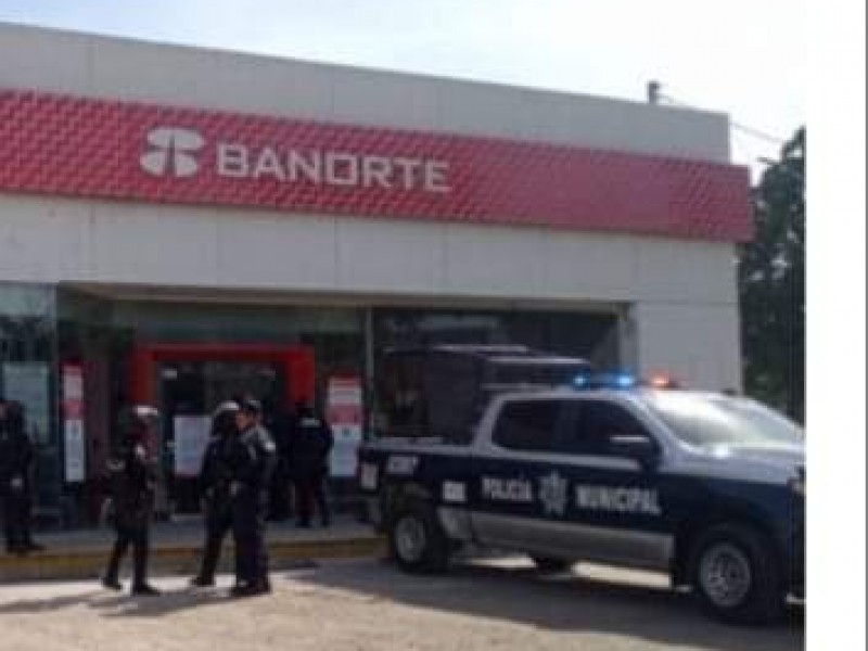 Asalto frustrado en sucursal de banco en Culiacán
