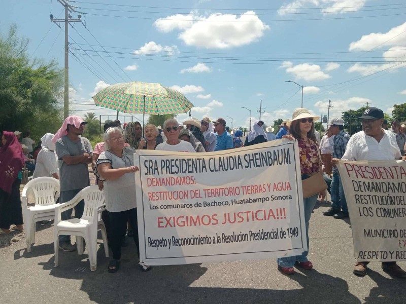 Asamblea Yoreme Mayo bloquea vía en lucha por derechos ancestrales