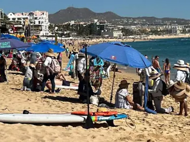 Asegura alcalde de Los Cabos que habrá regularización de vendedores ambulantes