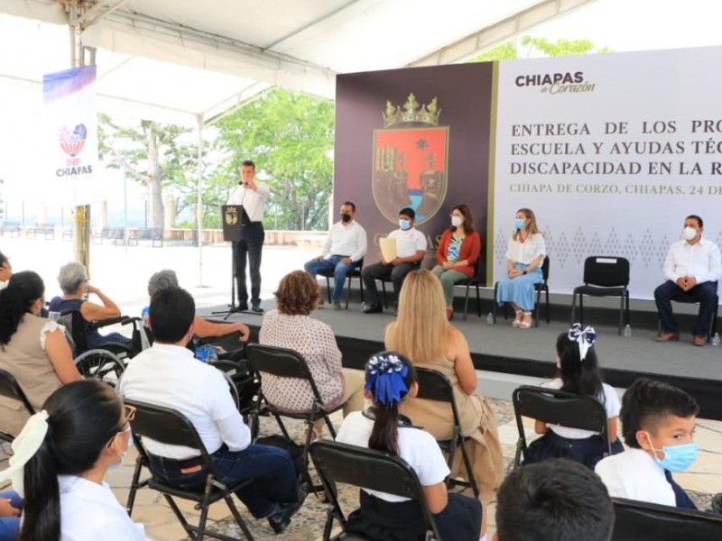 Asegura gobernador que todos tienen mismas oportunidades en Chiapas