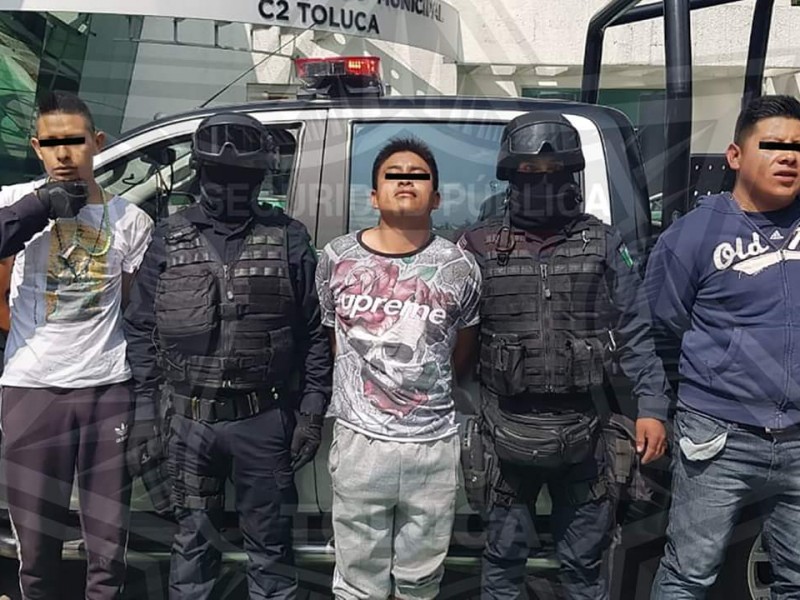 Asegura  Toluca a grupo dedicado a robo
