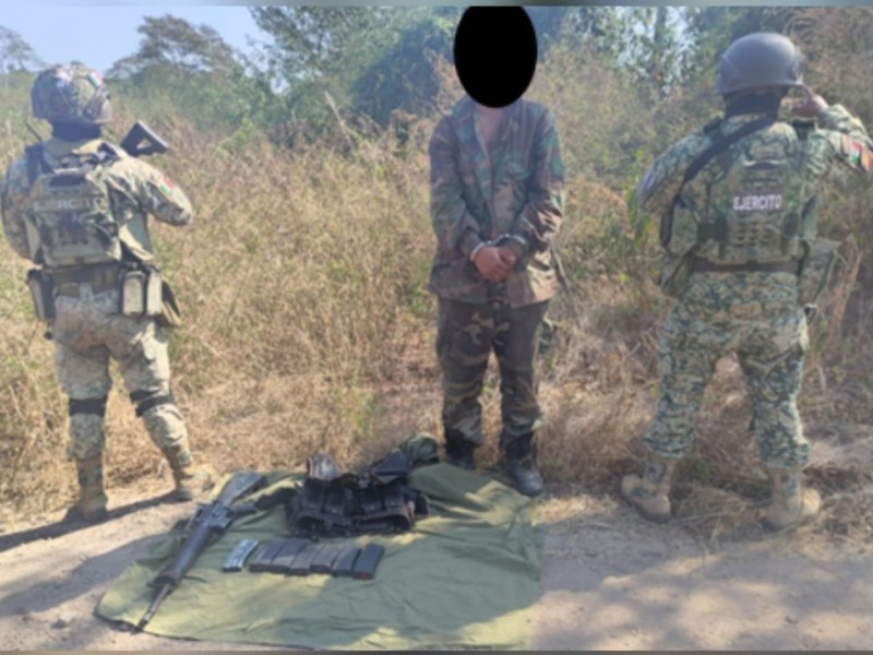 Aseguran Arma de Fuego con Municiones y detienen a civil en Elota