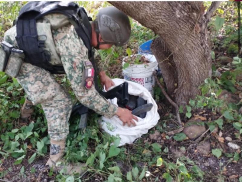 Aseguran armas y municiones en San Ignacio