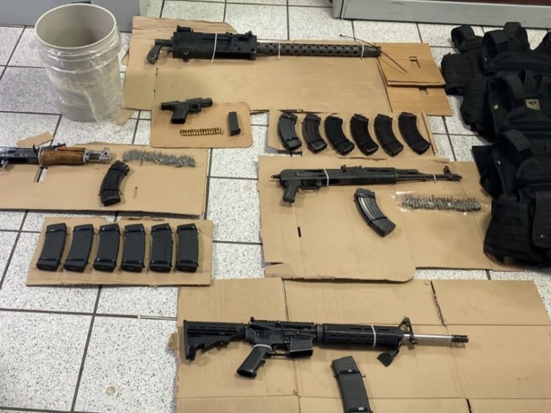 Aseguran arsenal y arrestan a cuatro a Ciudad Obregón