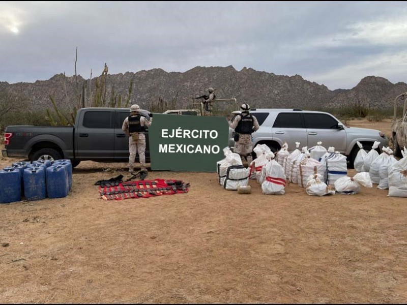 Aseguran autos con droga en Sonoyta, Sonora