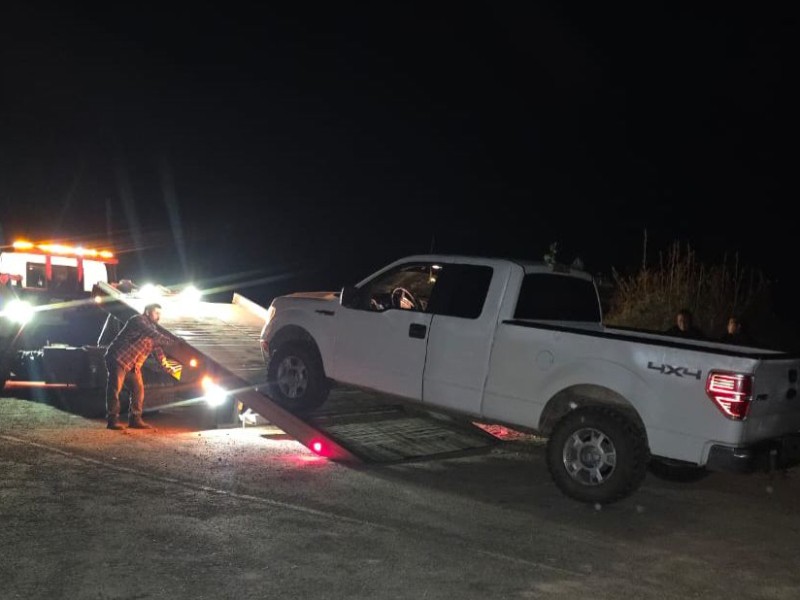 Aseguran camioneta con casi 100 kilos de marihuana en Talpa