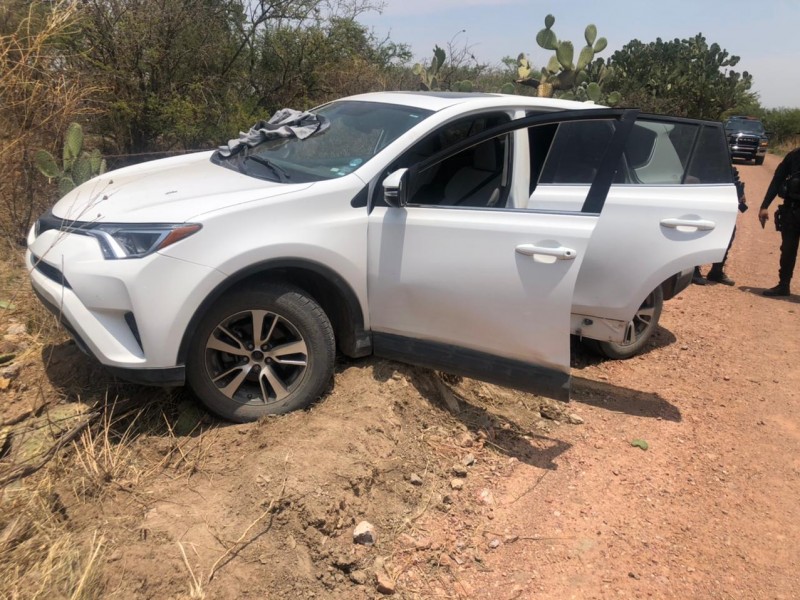 Aseguran camioneta después de enfrentamiento en Encarnación de Díaz