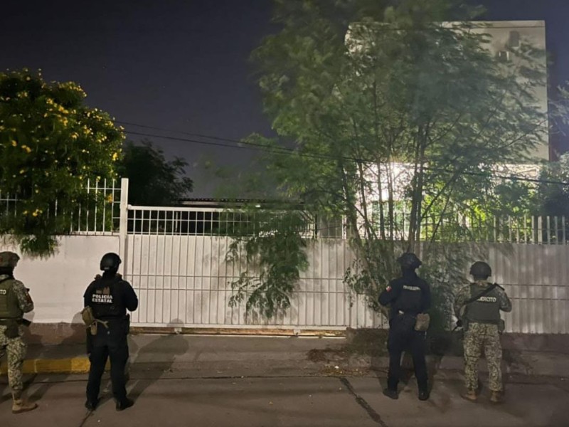 Aseguran casa, artefacto explosivo y precursores químicos en Culiacán