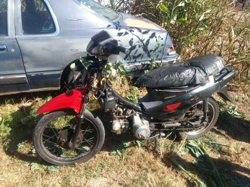 Aseguran cristal y motocicleta en Nochistlán