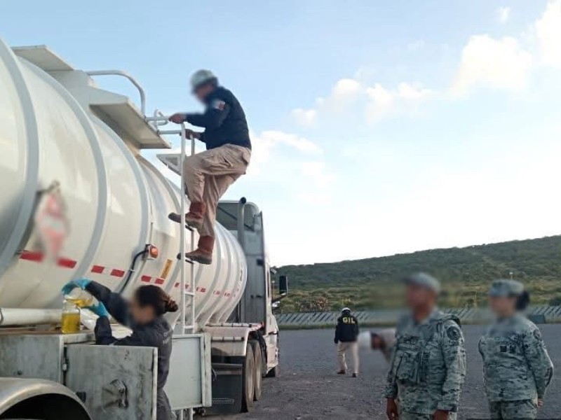 Aseguran más de 130 mil litros de presunto huachicol en Querétaro