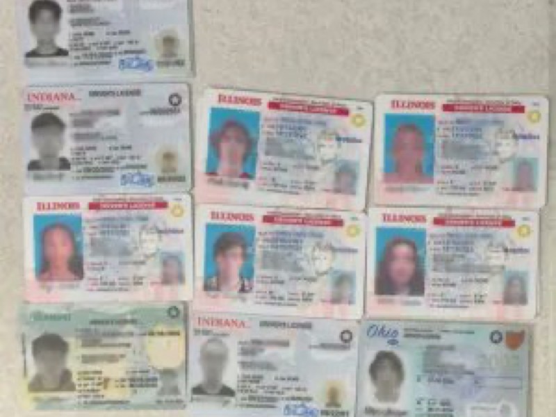 Aseguran más de mil identificaciones falsas