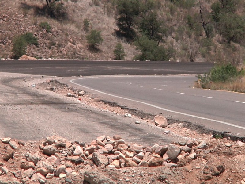 Aseguran que para agosto culminarán carretera en Sonora