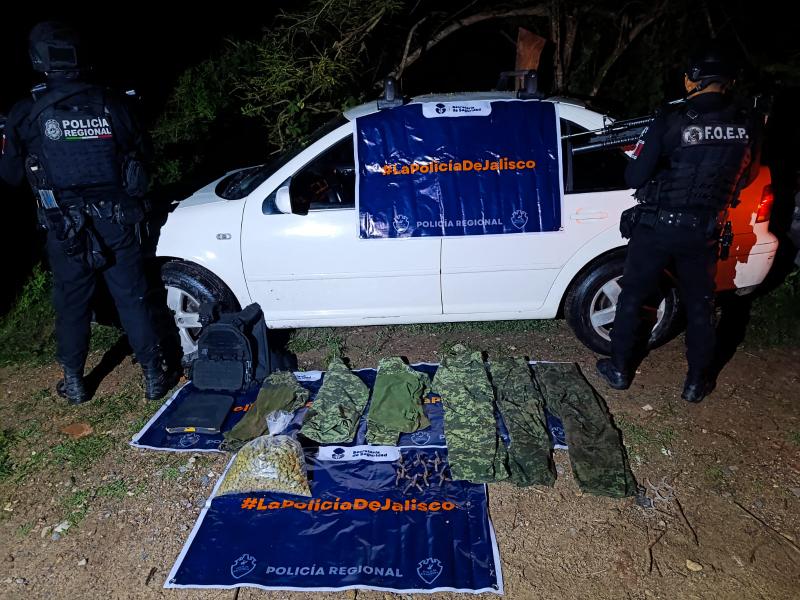 Aseguran vehículo con droga en Puerto Vallarta | Meganoticias