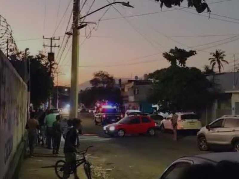 Asesinan a balazos a joven en colonia San Isidro