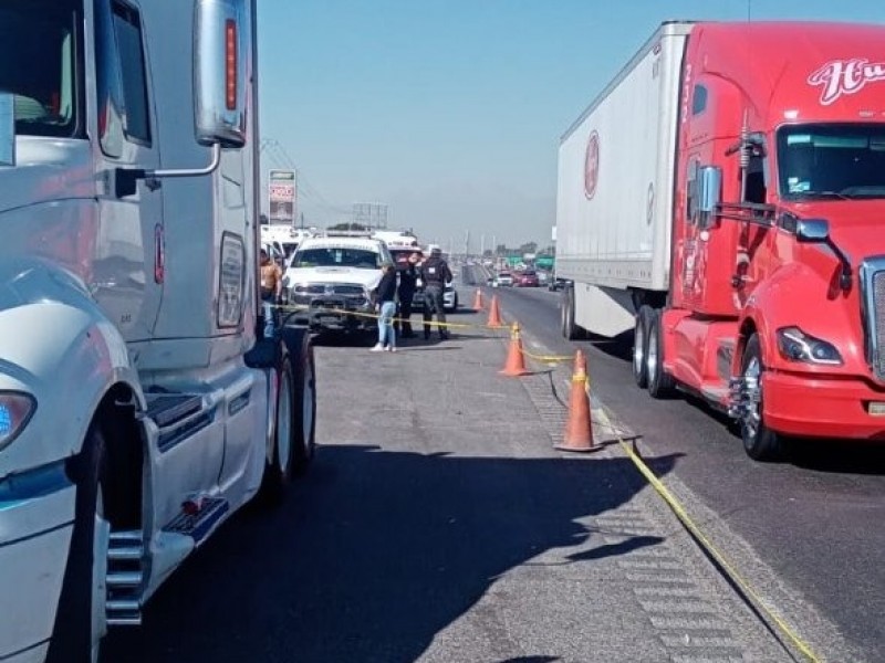 Asesinan a conductor de trailer en la Puebla-Orizaba