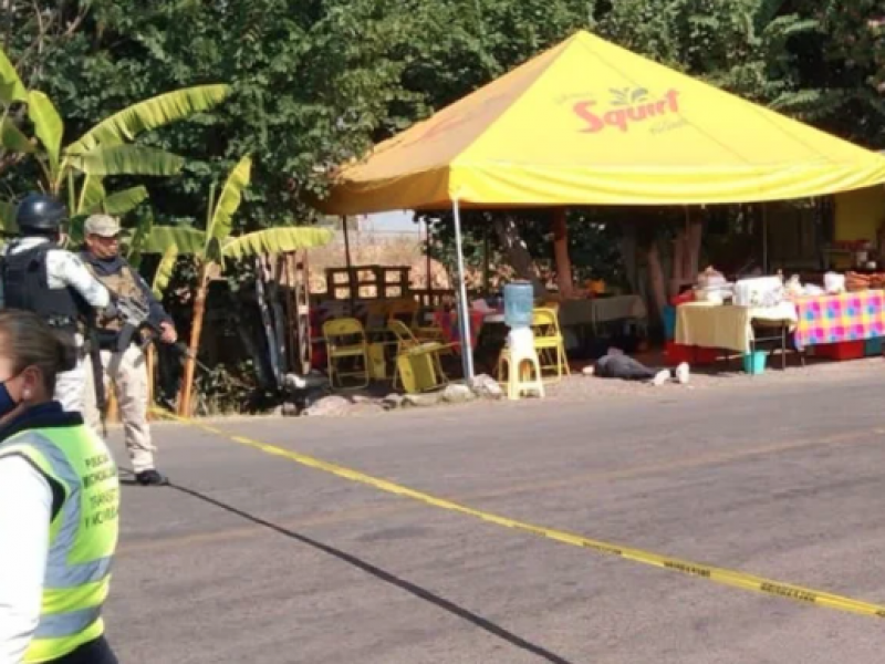 Asesinan a cuatro en fonda de Michoacán