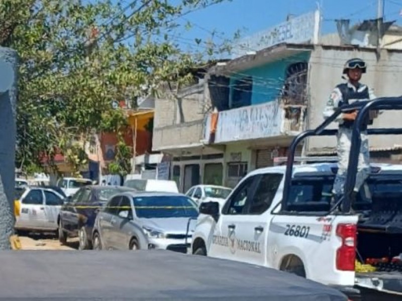Asesinan a dos hombres en anexo de Acapulco
