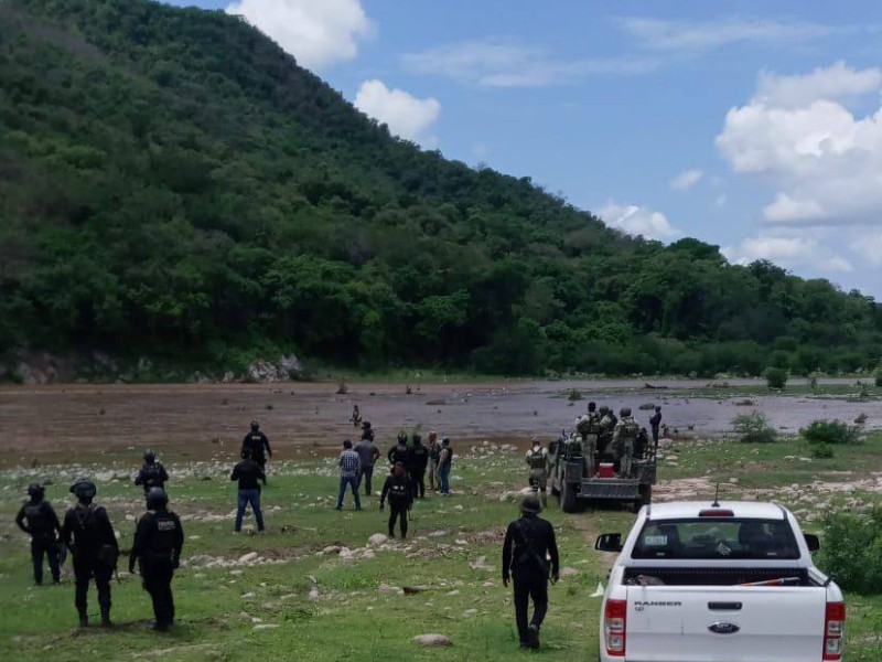 Asesinan a dos personas en Huajicori; autoridades tardan dos días en llegar