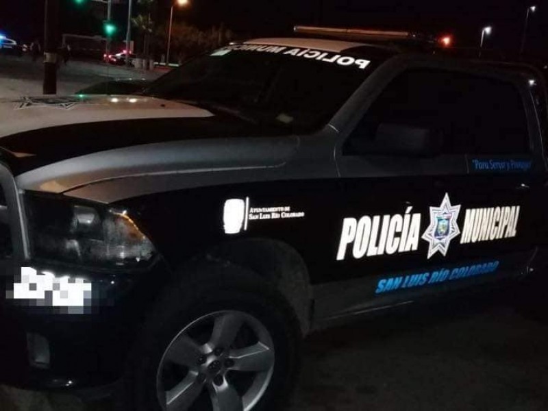 Asesinan a dos policías en SLRC