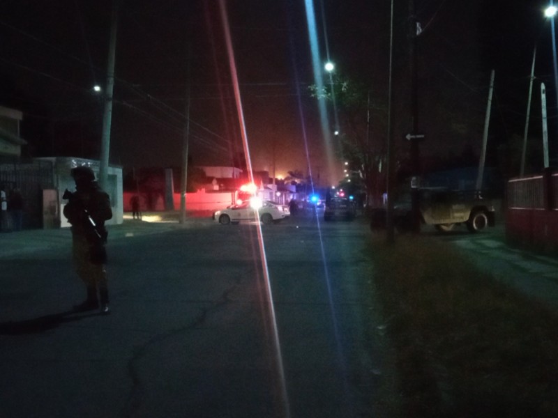 Asesinan a hombre en la Álamos