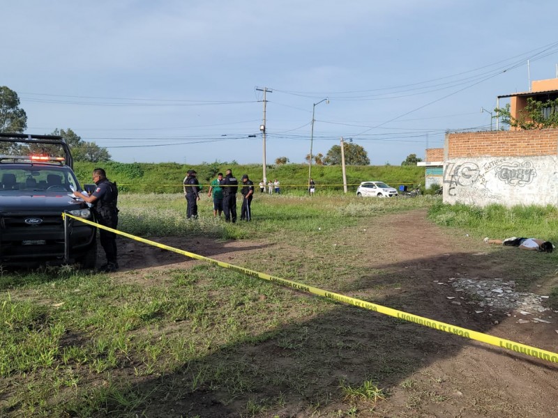 Asesinan a hombre en las Estancias