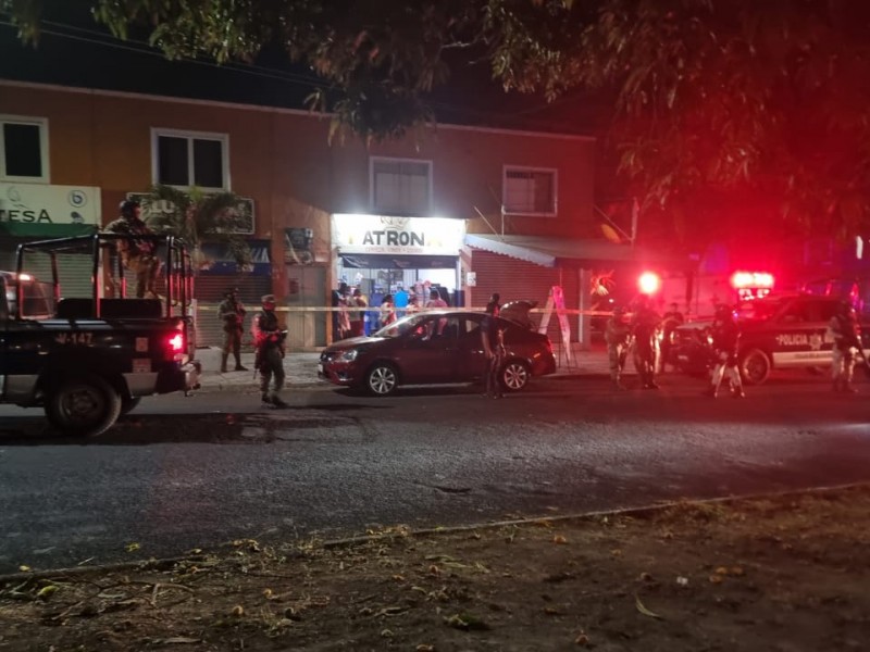 Asesinan a hombre en negocio de bebidas alcohólicas