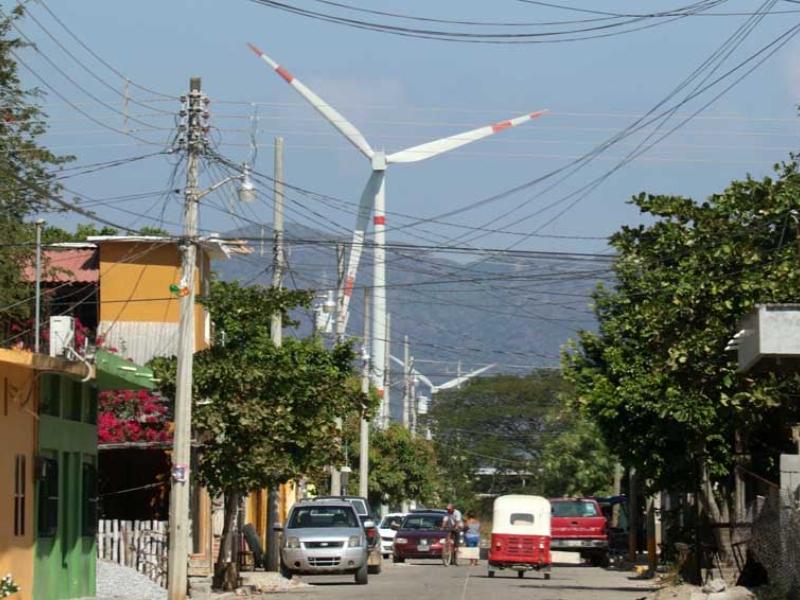 Asesinan a hombre frente a vivienda del agente municipal de La Ventosa