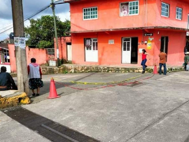 Asesinan a masculino en interior de vivienda en Hueytamalco