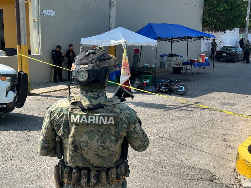 Asesinan a motociclista frente a taquería en Infonavit Playas, en Mazatlán