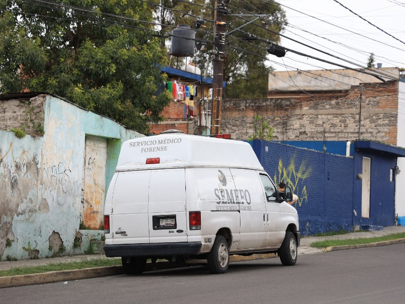 Asesinan a mujer dentro de su hogar en los Reyes de Juárez