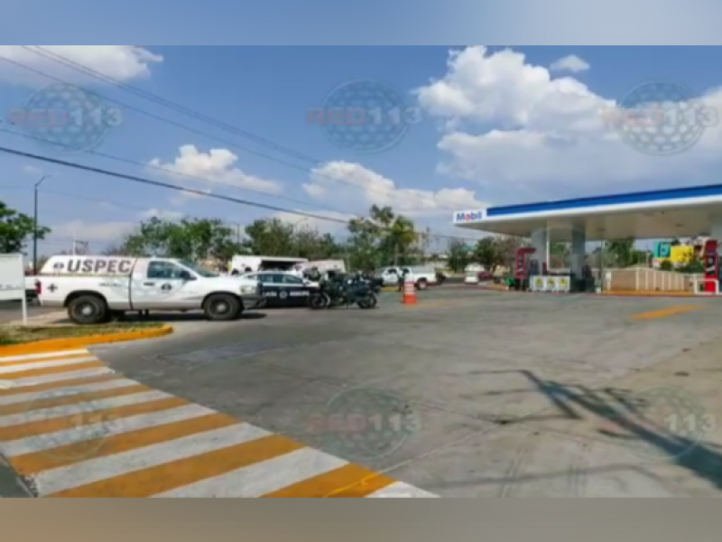 Asesinan a mujer en gasolinera de Morelia