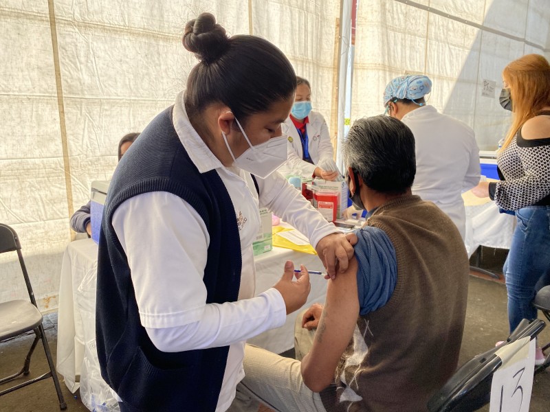 Así arrancó vacunación de refuerzo para 40-59 en Xalapa
