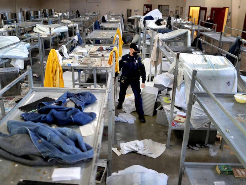 Así es el encierro migrante en EE.UU.: frío, dolor y miedo