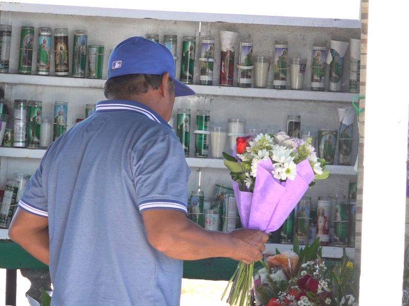 Asisten feligreses a capilla de San Judas Tadeo