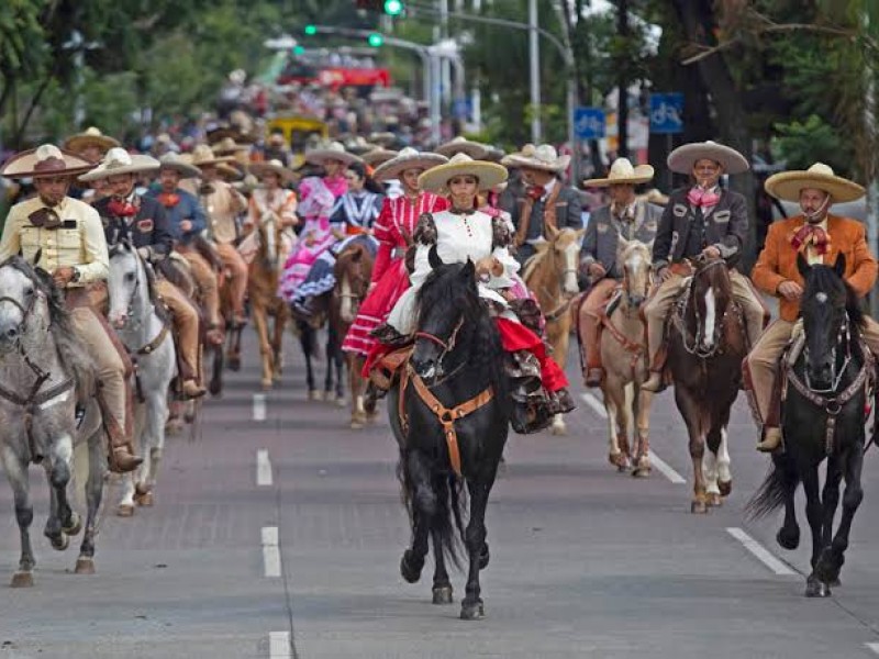 Asociaciones Charras se preparan para desfile de aniversario