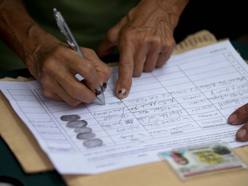 Aspirantes a candidaturas independientes reúnen firmas