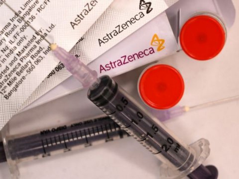 AstraZeneca a tribunales por incumplir entrega de vacunas anti Covid-19