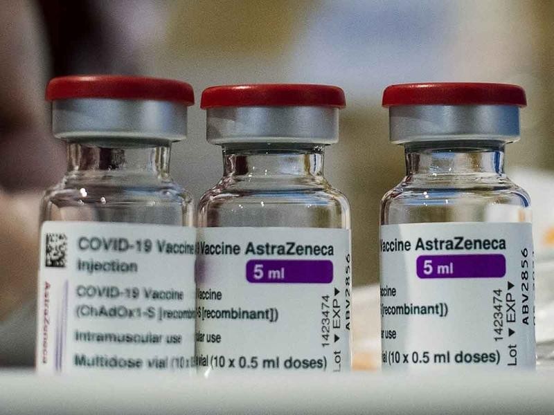 AstraZeneca admite que vacuna contra Covid-19 puede provocar trombosis