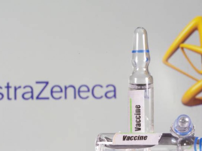 AstraZeneca reconoce error, pone en duda eficacia de vacuna Covid-19