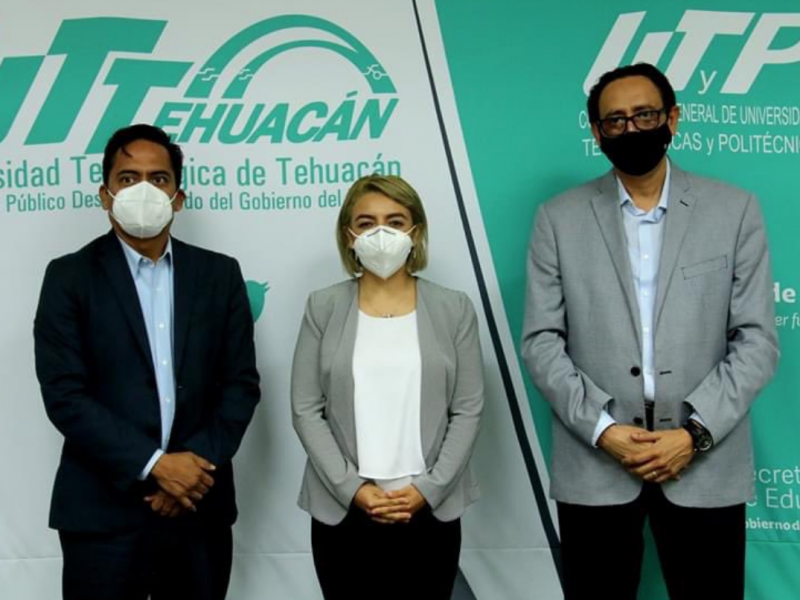 Asume Vianney Hernández rectoría de la Universidad Tecnológica de Tehuacán