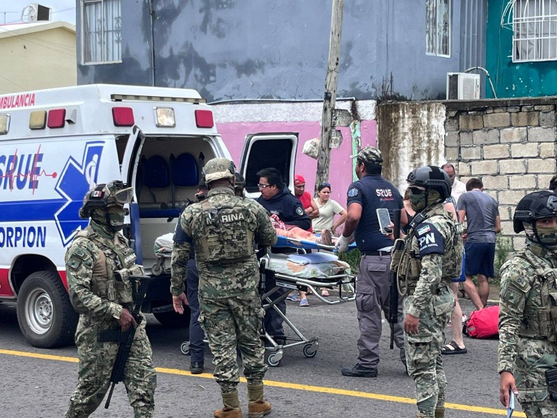 Ataca con machete a vecina tras discusión en Los Volcanes