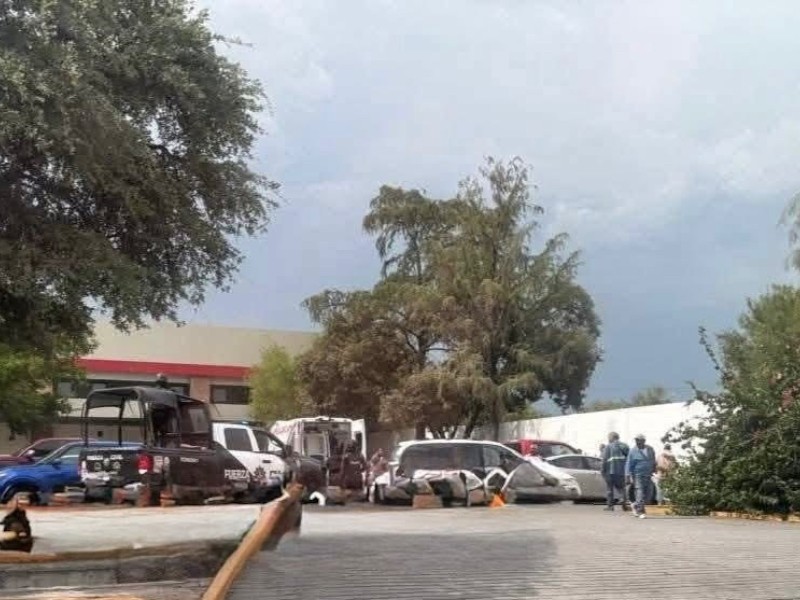 Atacan a balazos a ex funcionario de Linares, Nuevo León