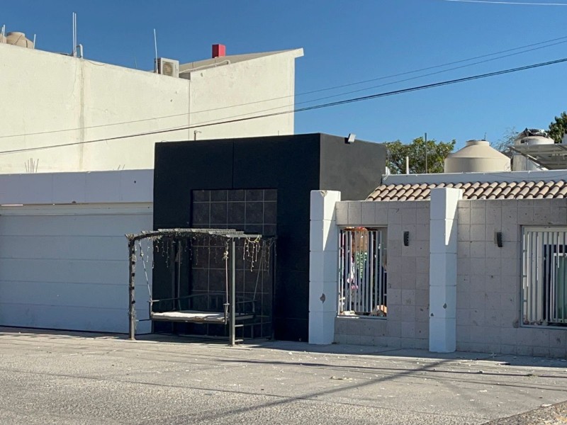 Atacan a balazos varias casas al oriente de Culiacán